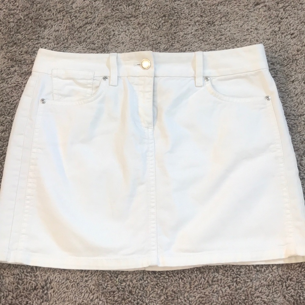 White denim skirt